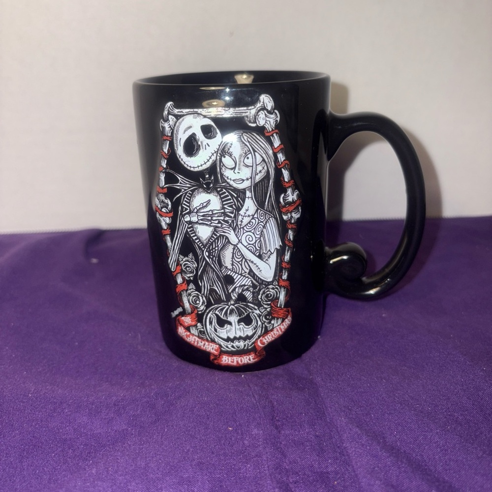Disney “The nightmare before Christmas” Tom Burton retired mug